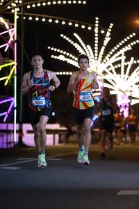 BIB: 41310, 40122
                            <button type="button" onclick="openModal(20251130)" class="btn btn-primary btn-sm float-right btn-popup" data-toggle="modal" data-target=".modal-high-quality">
                        <i class="fas fa-shopping-cart"></i> Add to Cart
                    </button>
                                            <button type="button" onclick="isThisMe(20251130, true)" class="btn btn-success btn-sm float-right btn-popup btn-isme hidden" data-toggle="tooltip" data-placement="bottom" title="นี่คือรูปของคุณใช่ไหม คลิกที่นี่เพื่อเอาเข้าอัลบั้ม">
                        <i class="fas fa-plus"></i> Add to album
                    </button>
                    <button type="button" onclick="isThisMe(20251130, false)" class="btn btn-warning btn-sm float-right btn-popup btn-isnotme hidden">
                        <i class="fas fa-ban"></i> Remove from album
                    </button>